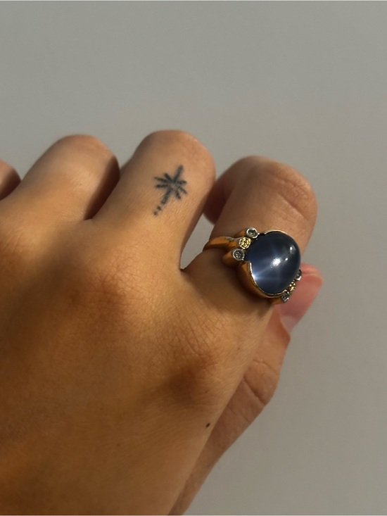 Jewelry - vintage solid 14k gold sapphire and diamond ring